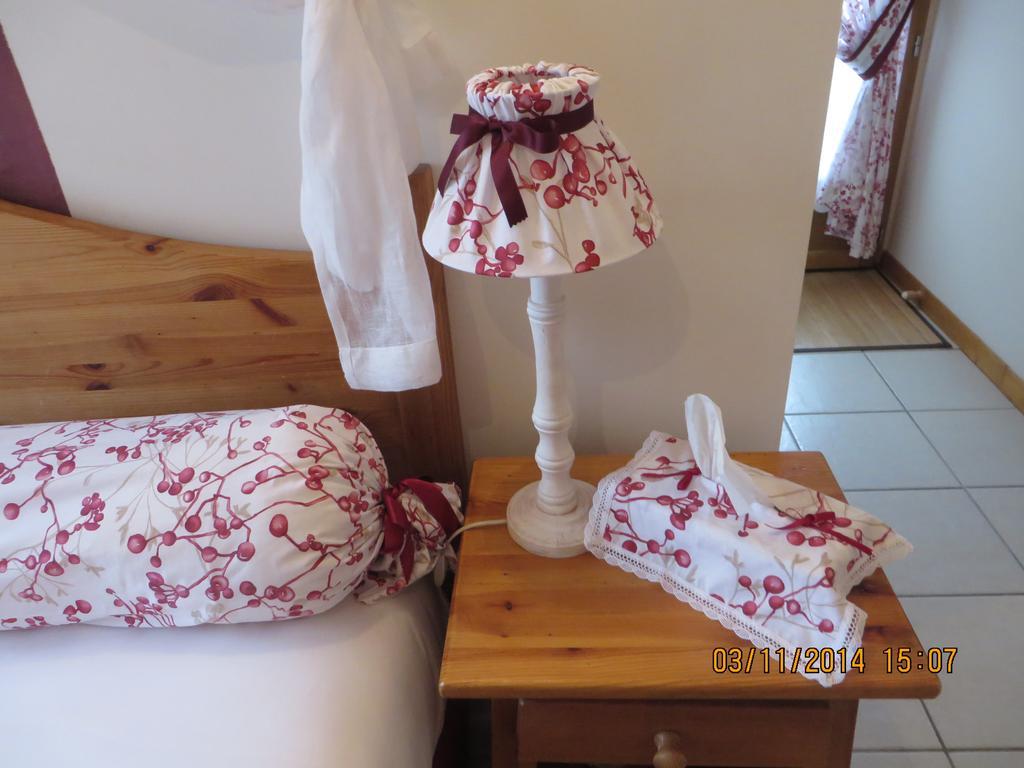 Chambres d'Hôtes Au Temps Des Cerises Jumièges Quarto foto